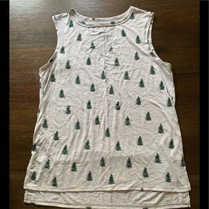 Gray Pine Tree Tank